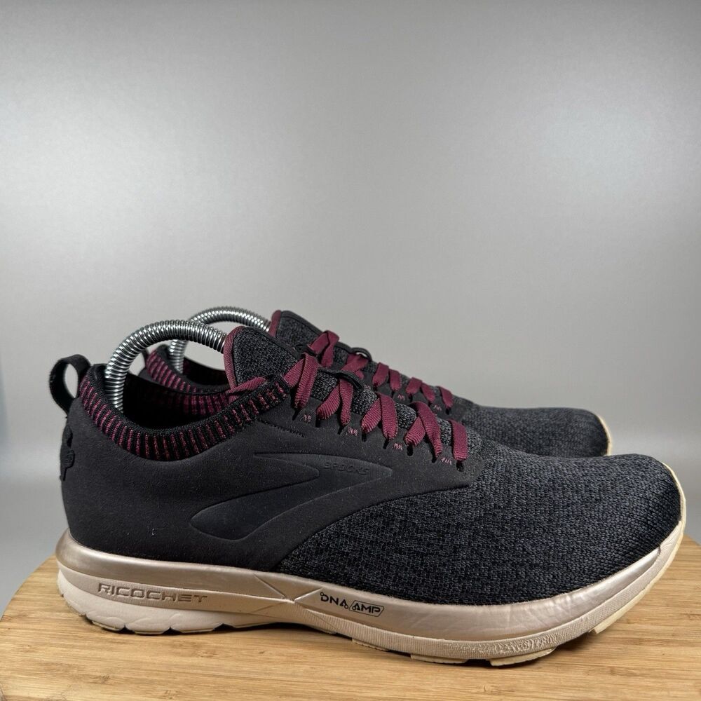 Brooks Ricochet LE Womens 9.5 Black Running Shoes Sneakers
